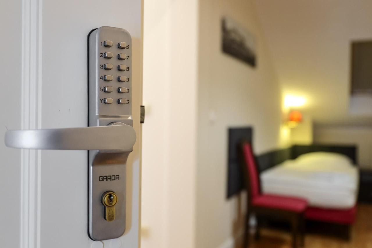 Dworek Rozany Hotel & Restauracja Namysłów Kültér fotó