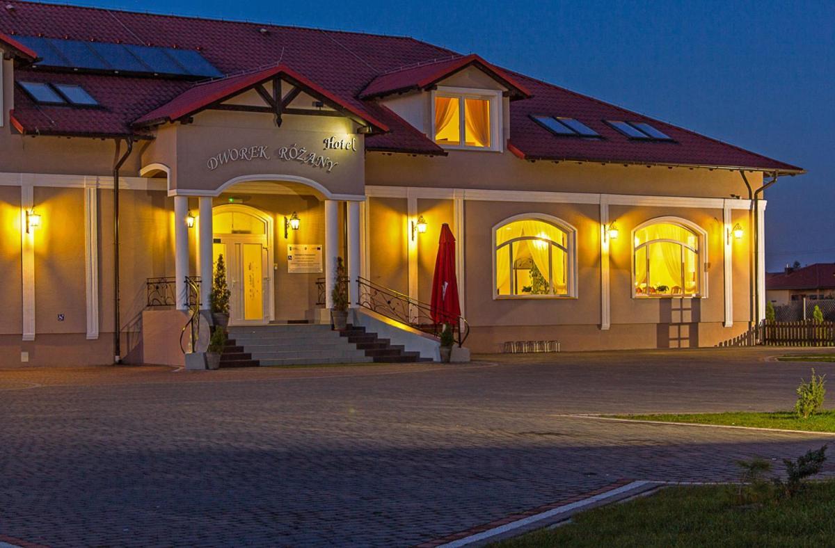 Dworek Rozany Hotel & Restauracja Namysłów Kültér fotó