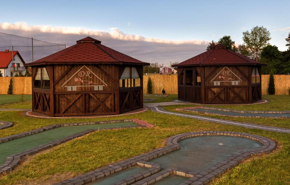 Dworek Rozany Hotel & Restauracja Namysłów Kültér fotó
